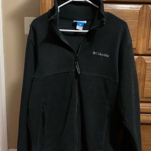 Columbia unisex black fleece jacket